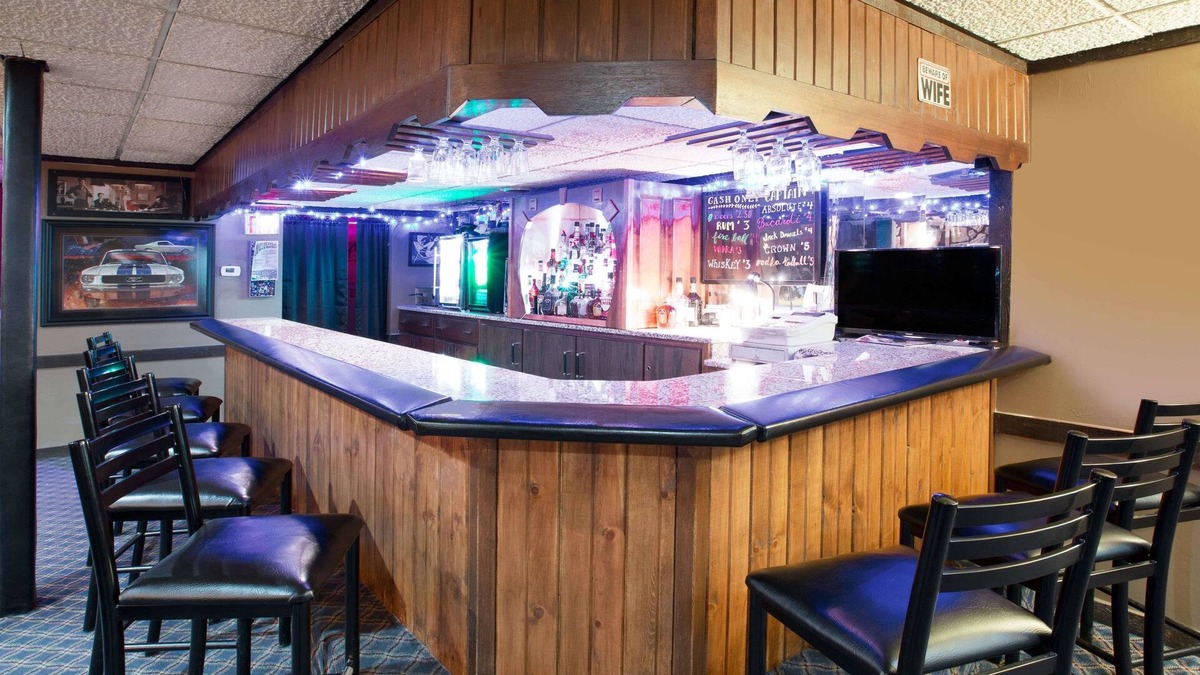 Williams Hotel | Super 8 by Wyndham Williams