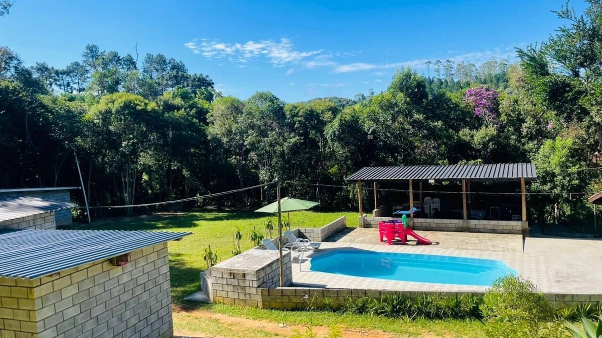 Juquitiba House | Super cozy, equipped farmhouse, rich in greenery and fresh air, with swimming pool.