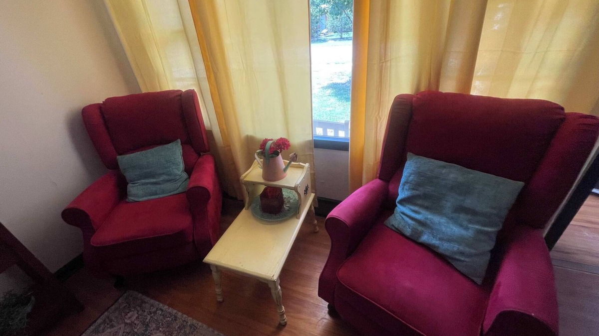 Wichita House | Super Comfy - 3BR - Darts/Poker Table - Coffee