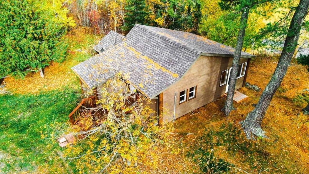 Sioux Narrows Nestor Falls Cottage | Super Cozy Cabin with Beautiful woodwork