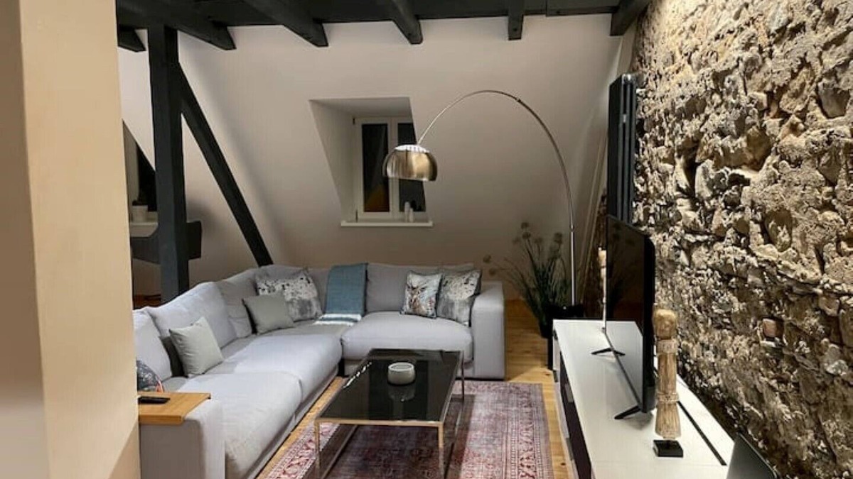 Vohenstrauss Apartment | Super Exclusive LOFT *Central*Parking*