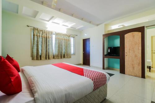 Rajahmundry Hotel | Super Hotel O Parnasala Princely