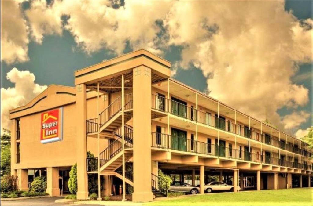 Lightfoot Hotel | Super Inn Williamsburg