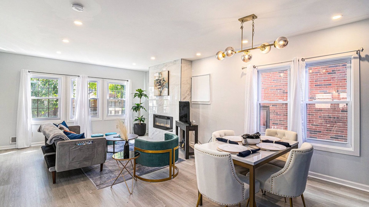 Detroit House | Super Lux Lower Level Duplex - n10 mins from Downtown