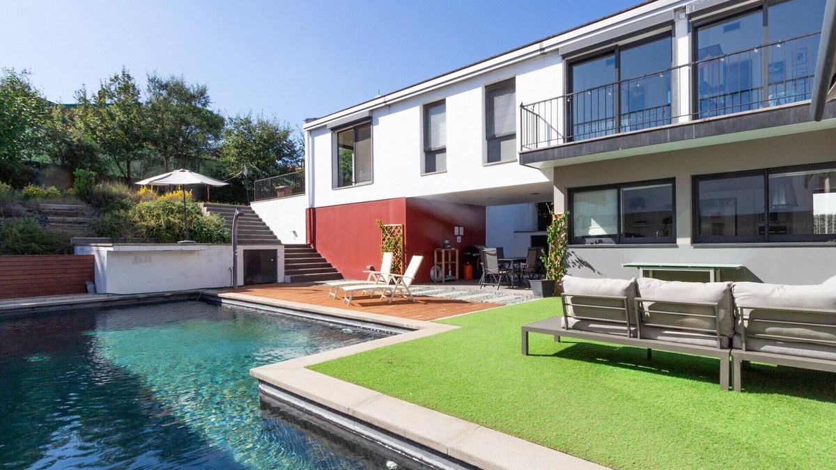 Sils Villa | Super Modern Magnificence Costa Brava!