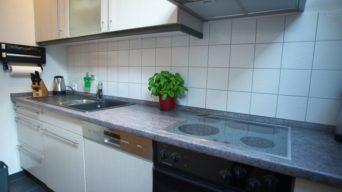 Marbach am Neckar Apartment | Super nice, 2 room apartment. 10Km to Ludwigsburg, 20Km to Stuttgart