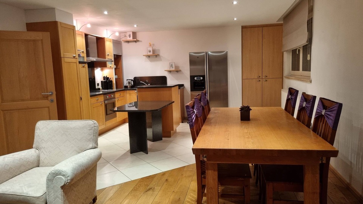 Neerpelt Apartment | super nice apartment with pool and sauna