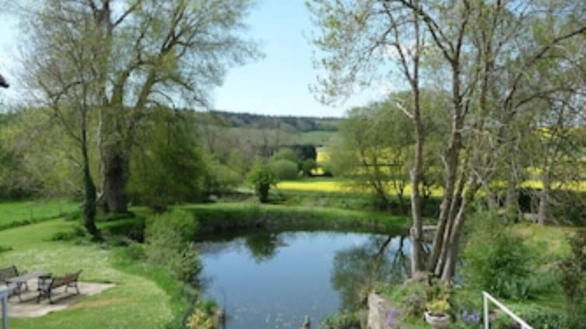 South Newton House | Super Self Catering Apartment Near Salisbury UK