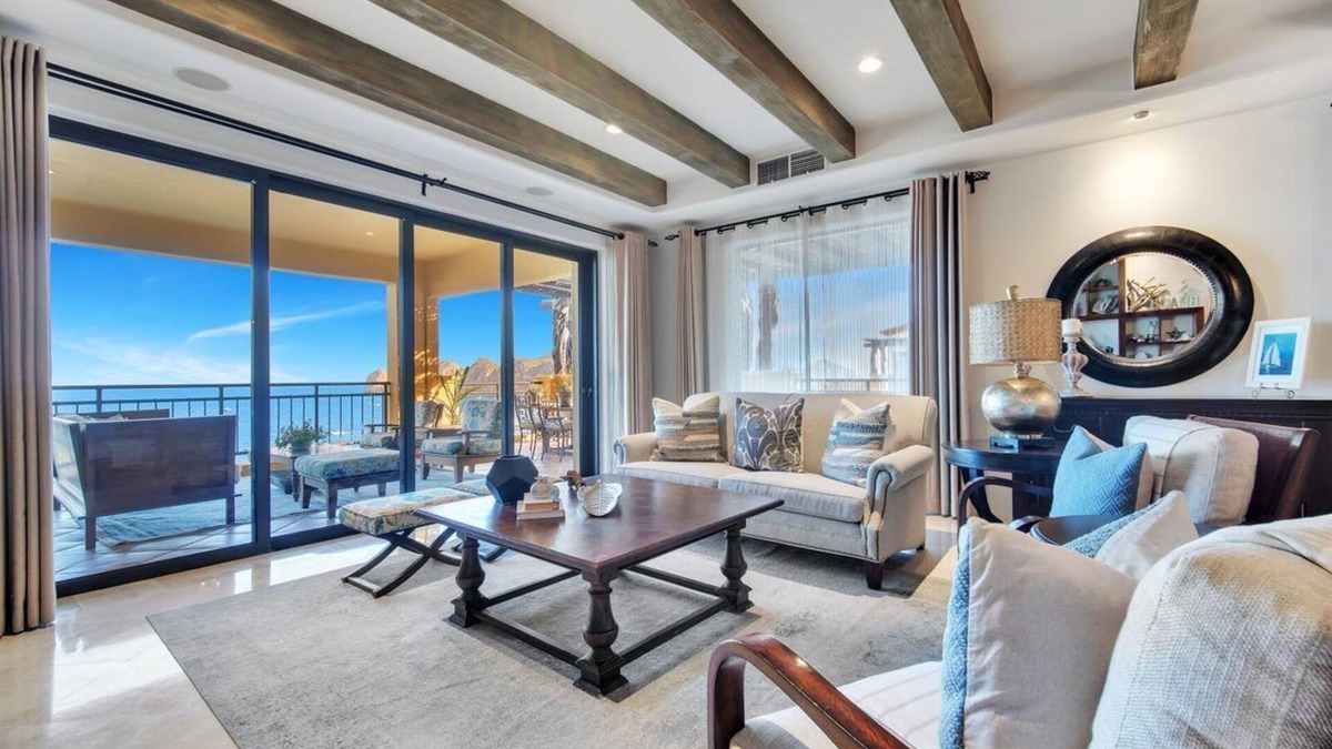 El Medano Ejidal Condo | SUPER SUMMER SPECIALS. Corner Unit, Building 4 Location! Beautifully Remodelled