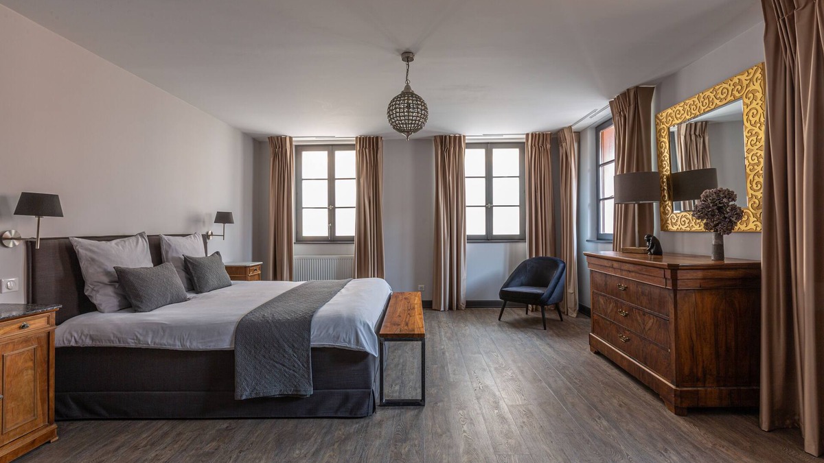 Epfig Apartment | Superb 18th century farmhouse, in the heart of the vineyard.