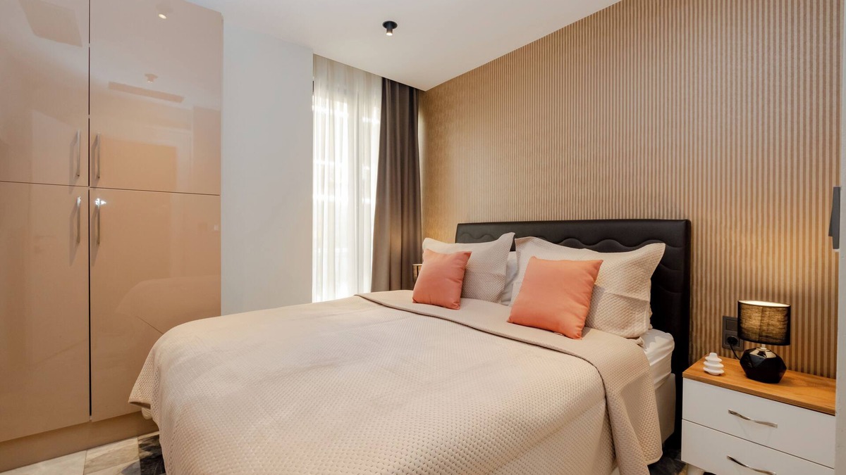 Gumussuyu Mahallesi Apartment | Superb 2-bedroom apartment with AC in Istanbul