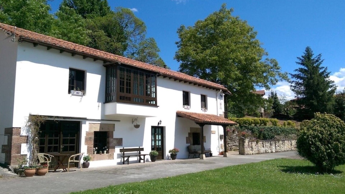 Puente Viesgo House | Superb 3 Bedroom Rural House in the Centre of Historic Puente Viesgo