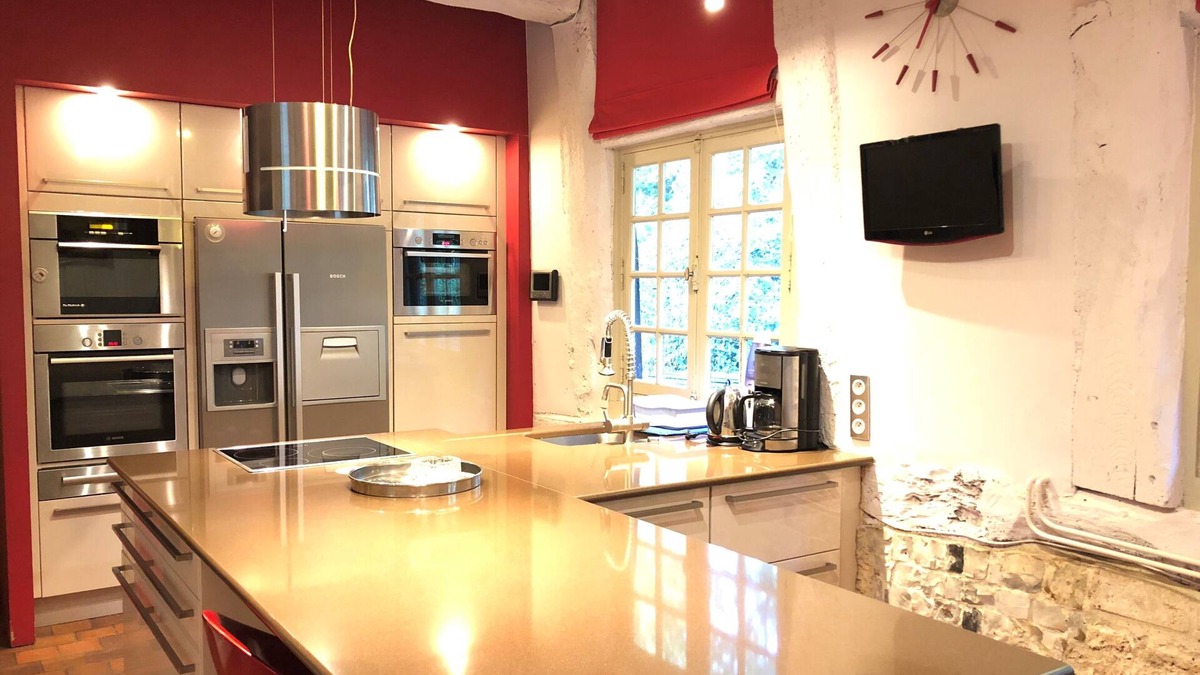 Beuzeville House | Superb 340m² family cottage with swimming pool