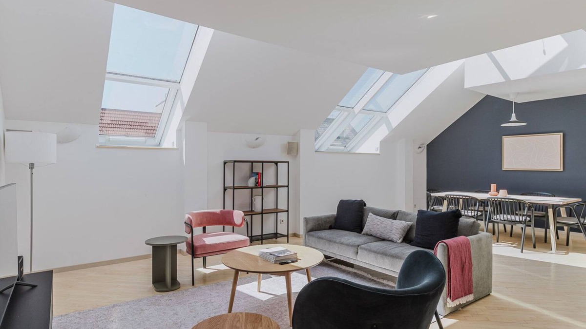Roßau House | Superb Alsergrund 4BR w/Elevator, Open Plan, by Blueground