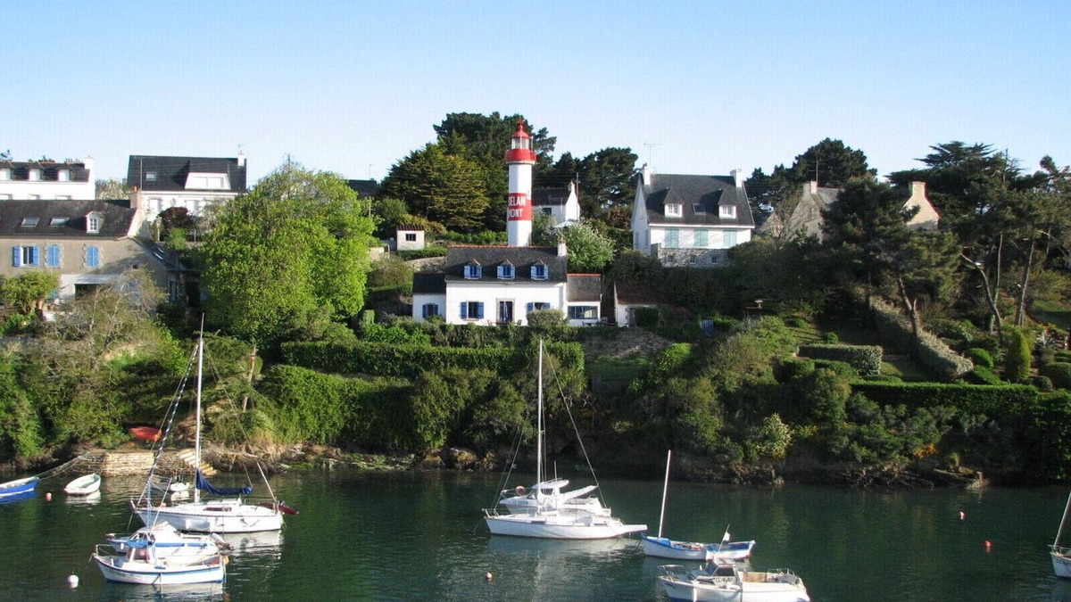 Doelan Apartment | Superb apartment with a sea view from any direction