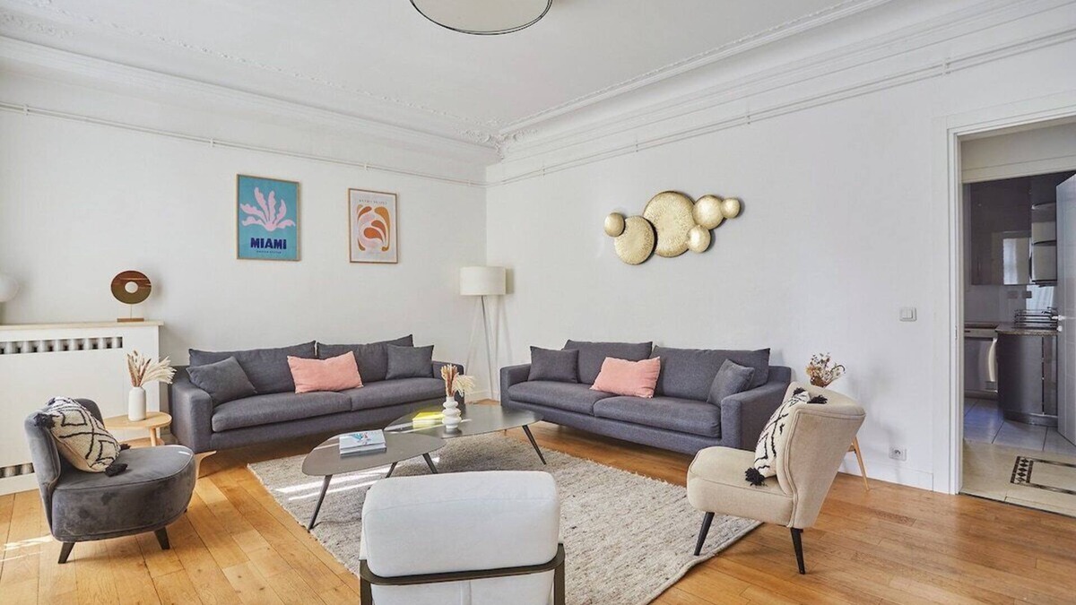 Saint-Vincent-de-Paul Apartment | Superb apartment Center of Paris/Montmartre