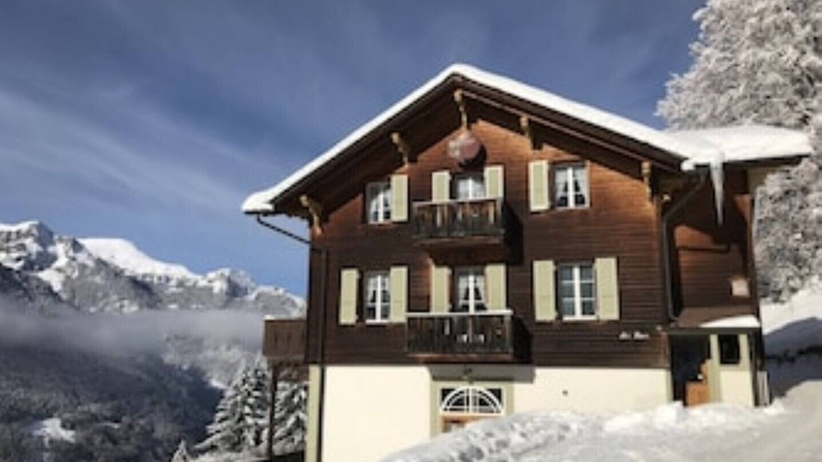 Wengen Ski Chalet | Superb Apartment, Stunning views, Wengen, , ski lift close by