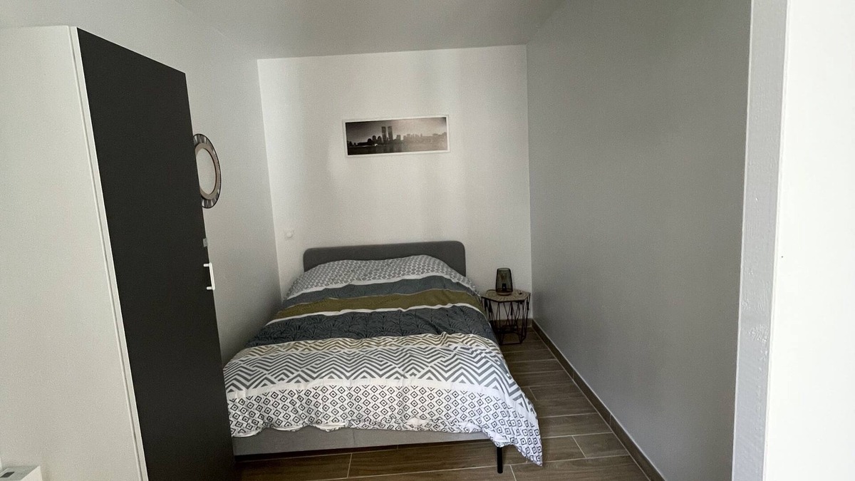 Caen City Centre Apartment | Superb Apartment on the port of Caen