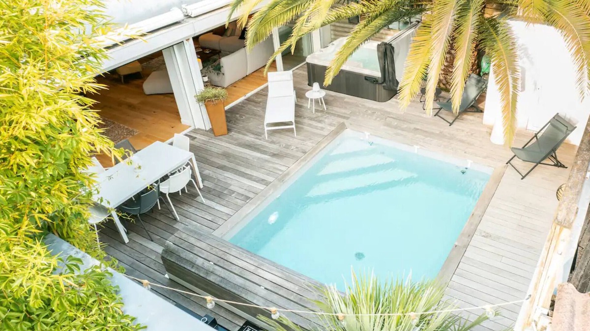 Talence House | Superb architect-designed house with pool, spa and air-conditioning (5 bedrooms), very quiet location