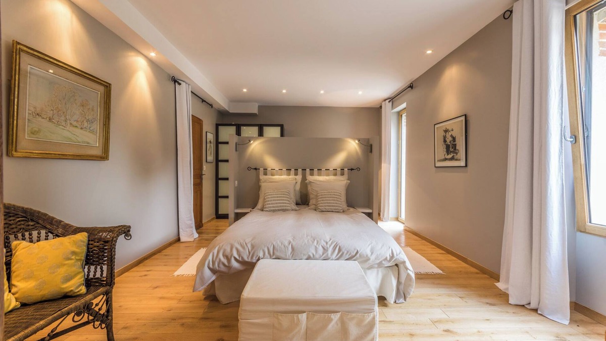 Orphin Villa | Superb architect-designed house in the heart of the forest near Rambouillet Versailles