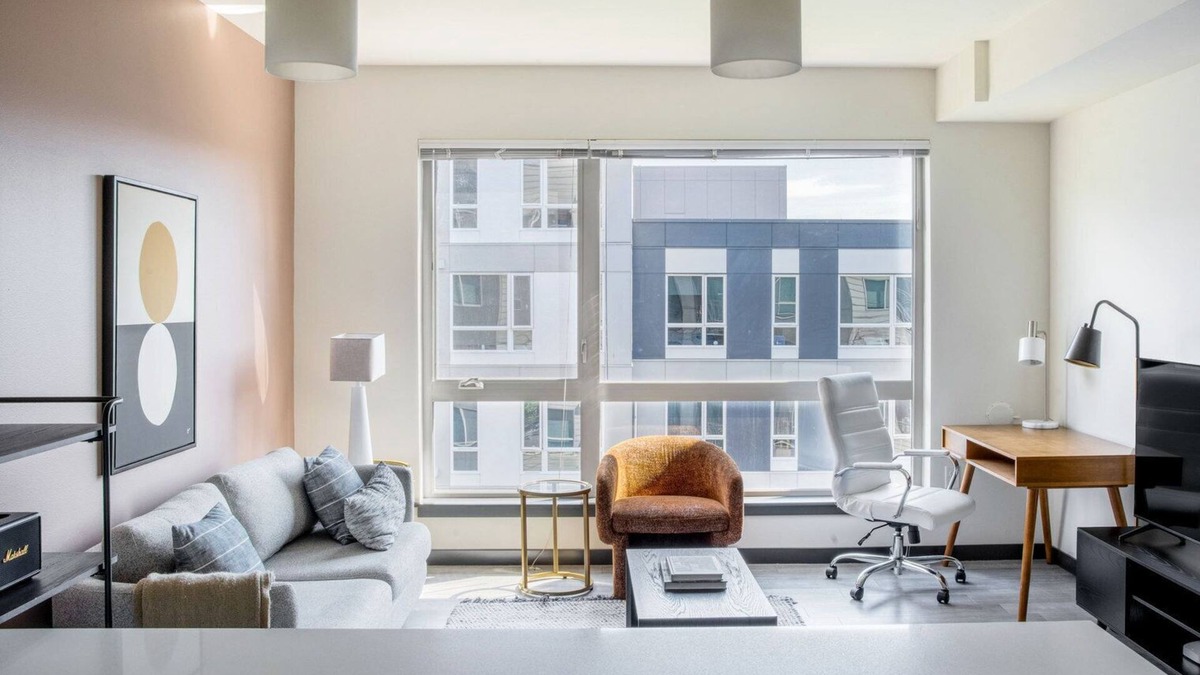 Northeast Bellevue Apartment | Superb Bellevue Jr 1BR w/Garden & Wine Lockers, nr Bars, by Blueground