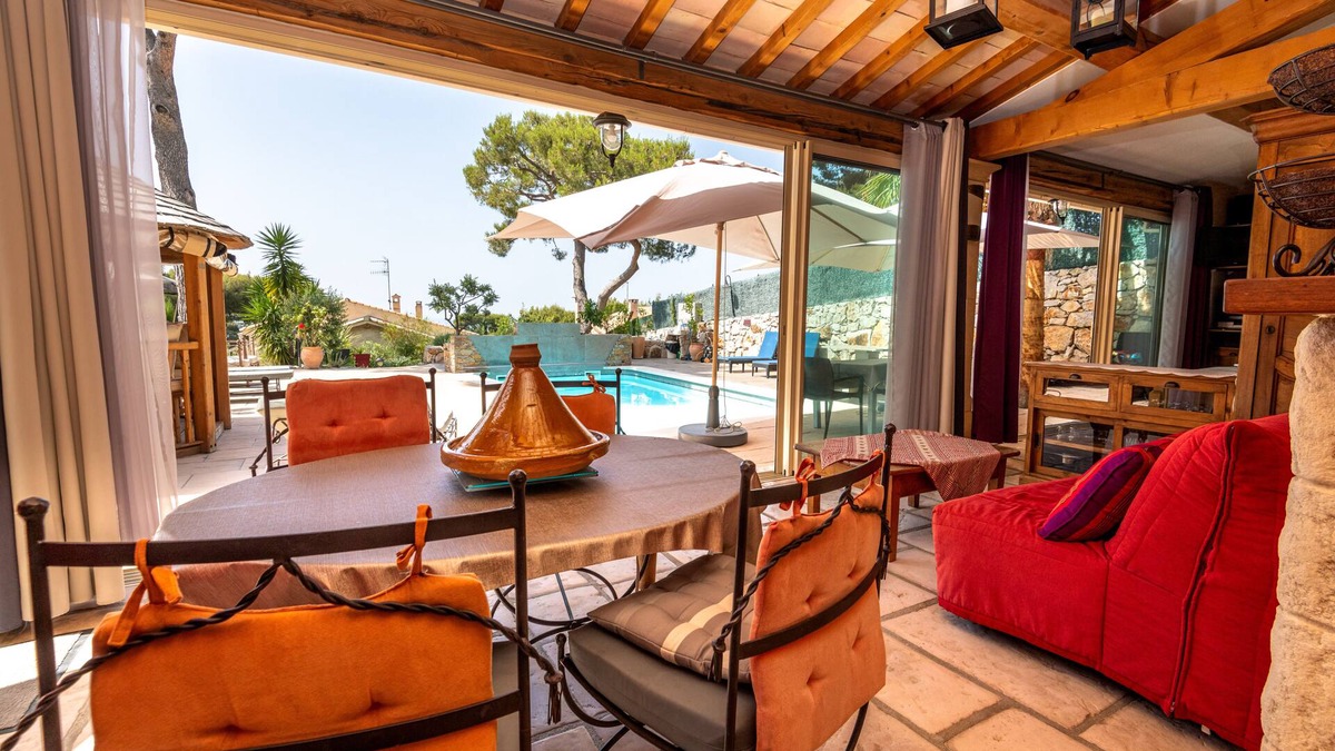 Cassis Cabin | Superb bungalow with private pool, sea view and Cap Canaille in Cassis