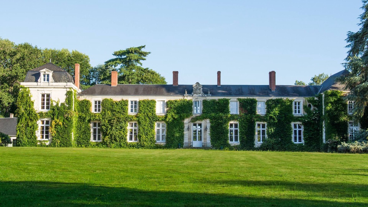 Beaumont-Pied-de-Boeuf Other | Superb castle with pool