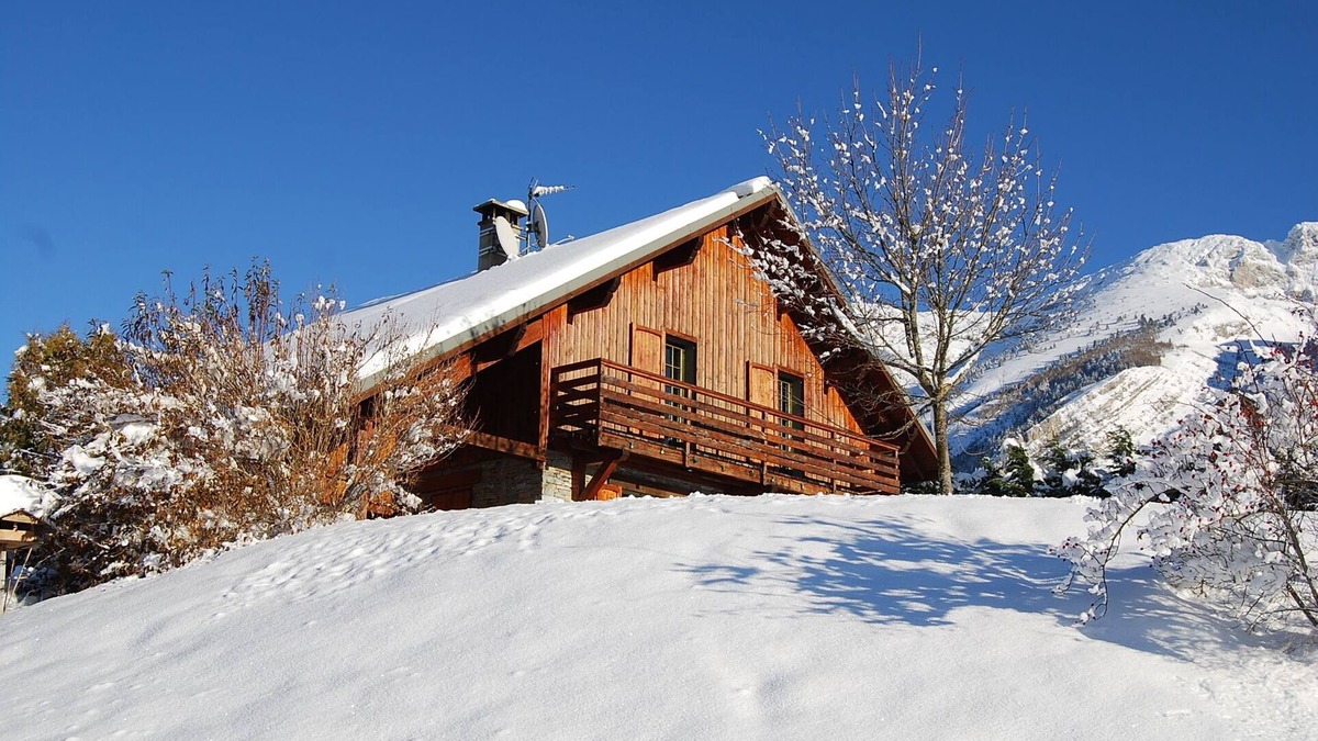 Villard-de-Lans Ski Chalet | SUPERB CHALET 14/15 PEOPLE WITH PRIVATE POOL IN VILLARD DE LANS