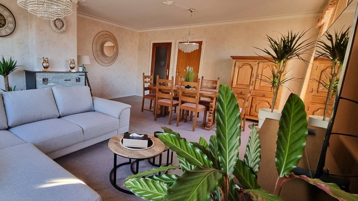 Antwerp Apartment | Superb Flat 3 Bedrooms Private Parking
