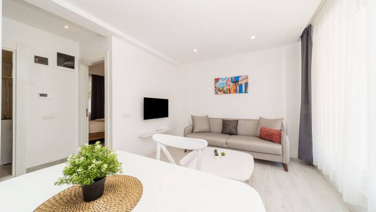 Eski Lara Apartment | Superb Flat Close to Duden Waterfall in Muratpasa