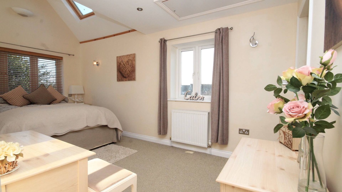 Gillingham House | Superb Four Bed Detached Close To Longleat