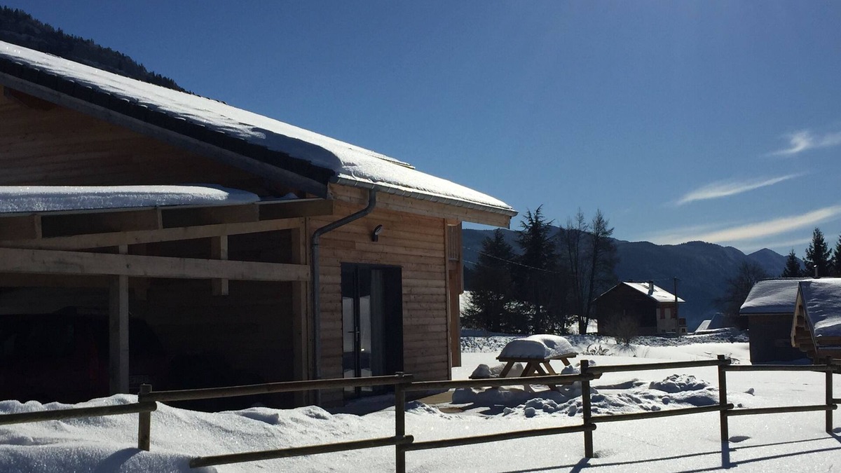 Saint-Julien-en-Vercors Apartment | Superb new apartment in the heart of the Vercors with lovely terrace