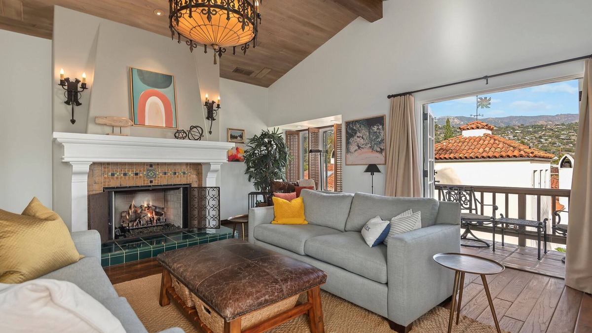 Laguna Condo | Superb La Vida Riviera 2 BD 2BA Gorgeous Riviera Views, Walk Everywhere!