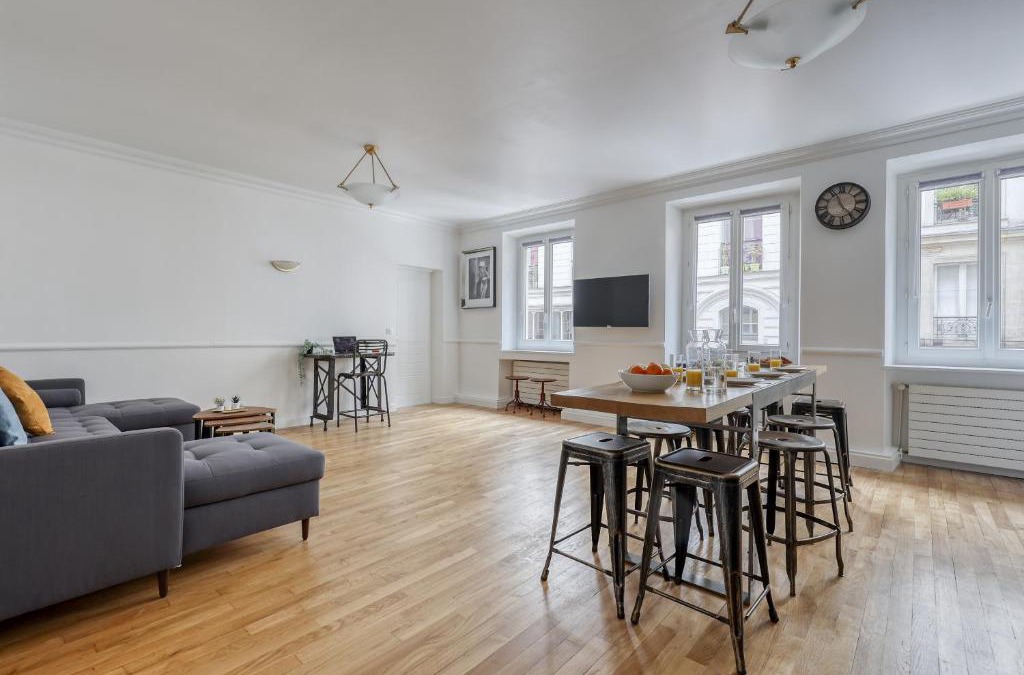 Quartier de la Porte-Saint-Denis Apartment | Superb Large and New 4bds Flat - Heart of Paris 10