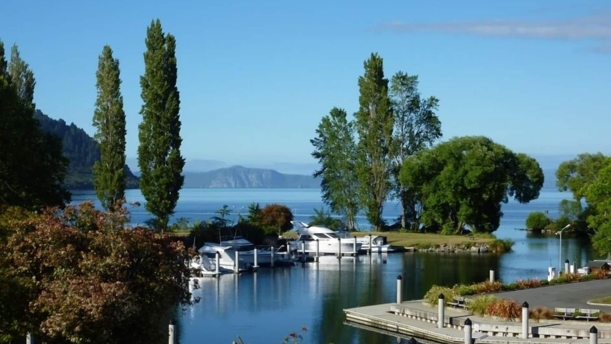 Kinloch House | Superb location with unsurpassed views!