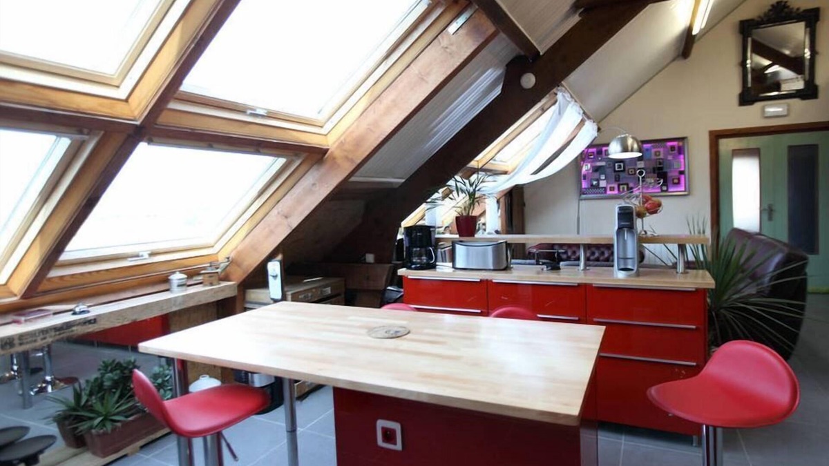 Esvres Apartment | Superb loft with heated pool and studio apartment