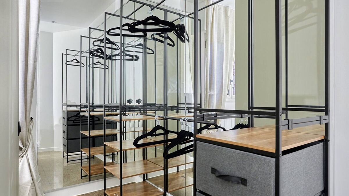 Pere Lachaise Apartment | Superb Parisian Apartment/Pere Lachaise