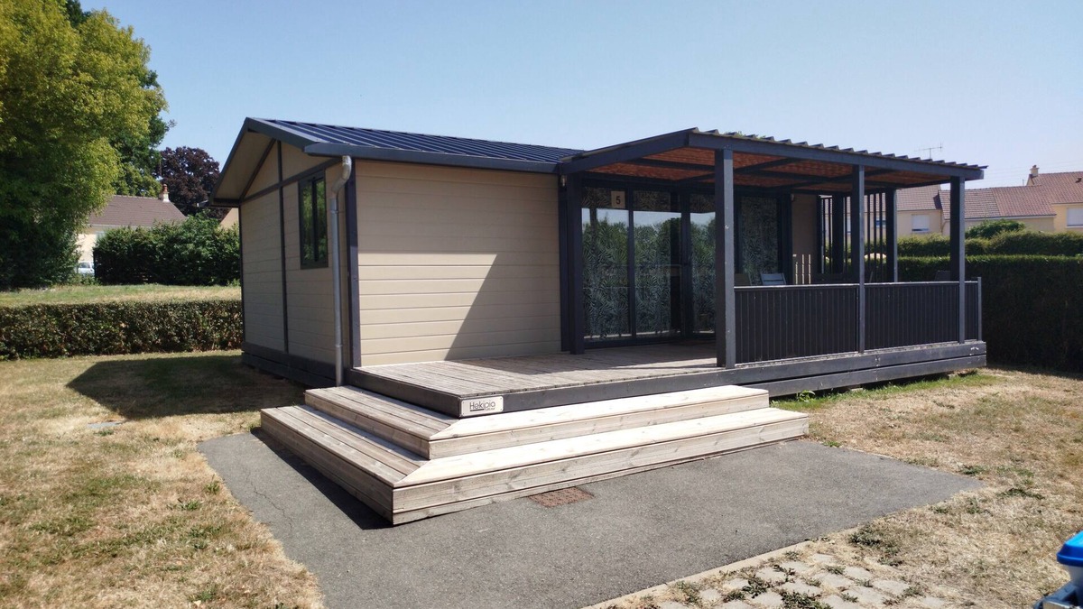 Evron Ski Chalet | Superb Portland Chalet, 3 bedrooms, sleeps up to 7, all comforts