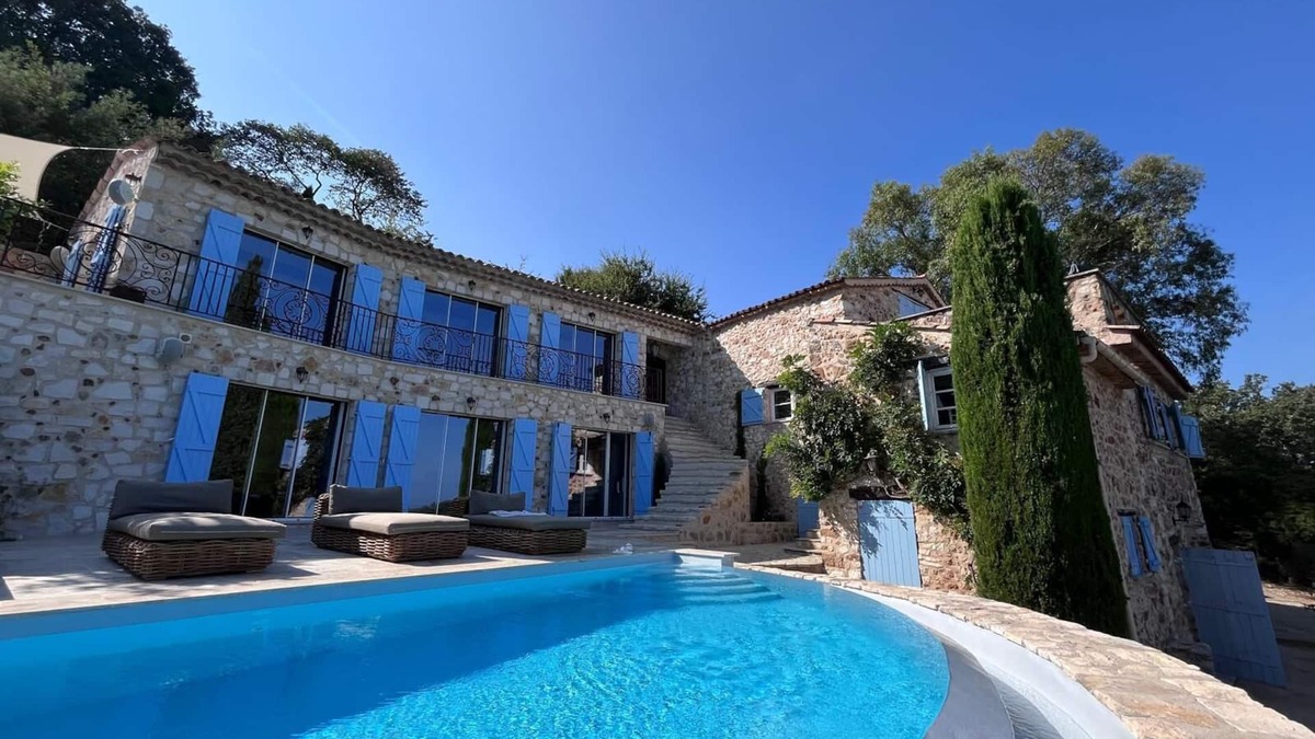 Les Maillans House | Superb Provencal Villa with Panoramic Seaview