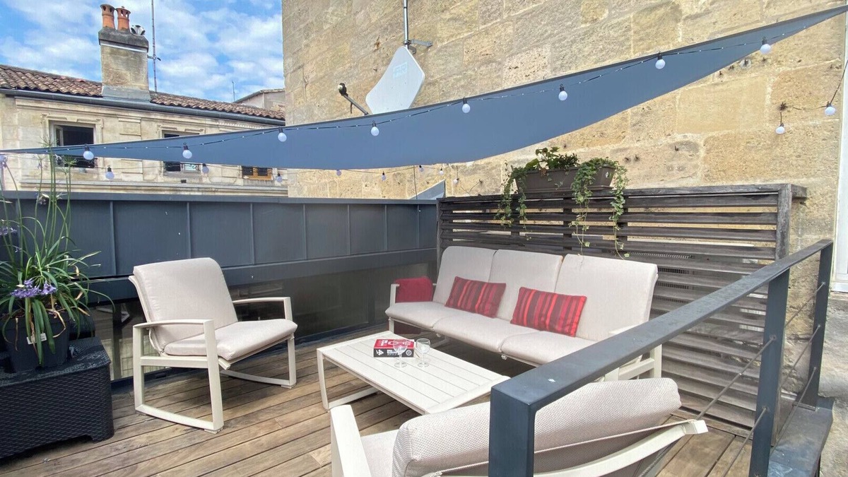 Saint-Bruno - Saint-Victor Apartment | Superb quality duplex in hypercentre with rooftop and air conditioning