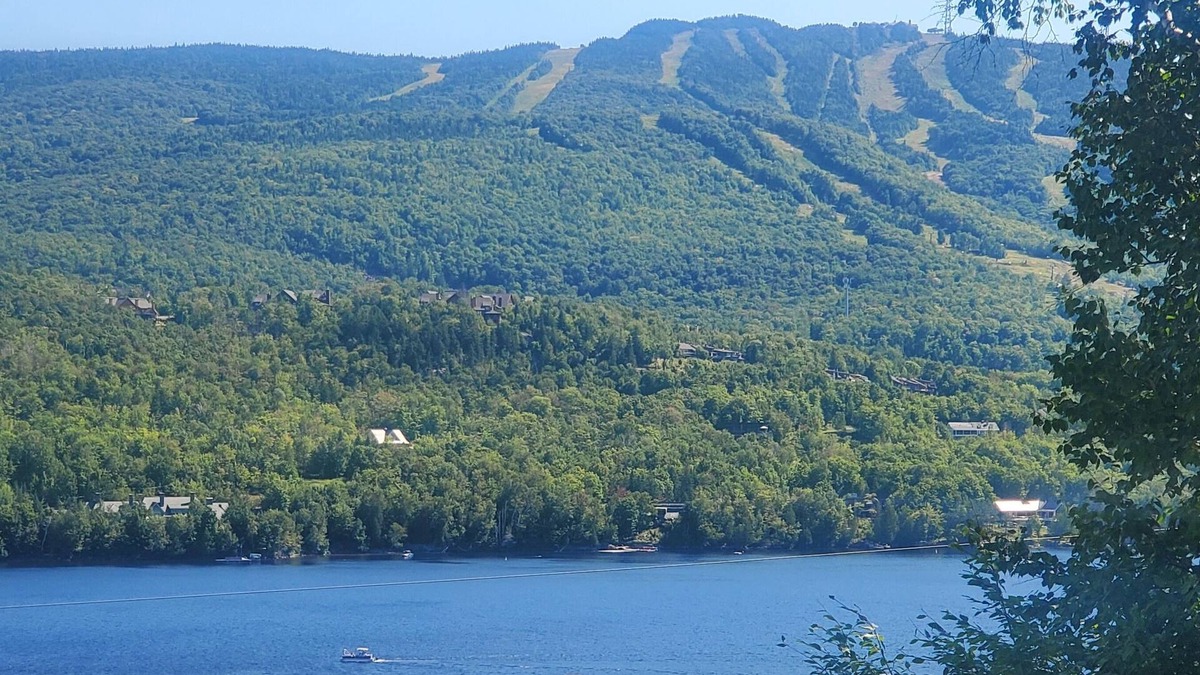 Mont-Tremblant Apartment | Superb suite with magnificent lake and mountain views