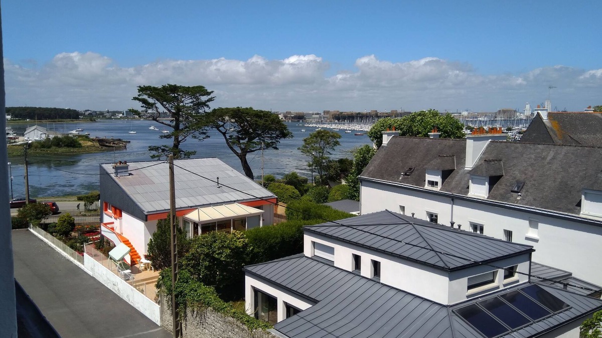 Larmor-Plage Apartment | Superb view for this apartment at the foot of the beaches