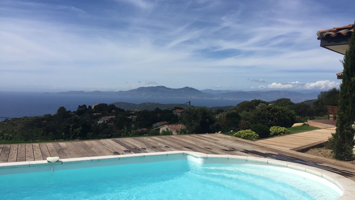 Coti-Chiavari House | Superb view of the sea and sanguinary islands, very recent villa near beaches