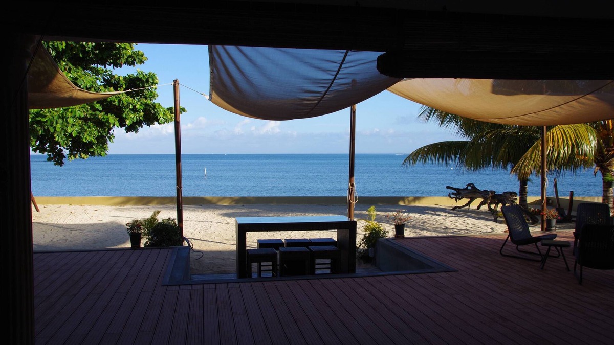 Port Louis Villa | Superb Villa, Beachfront, Private Pool, Sunset