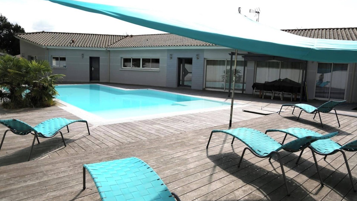 Brach Villa | Superb Villa Standing - Near Lacanau