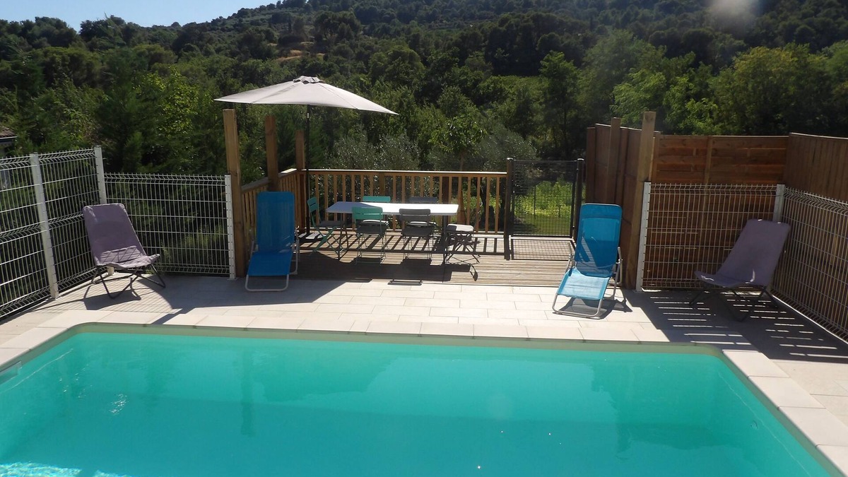 Nyons House | Superb villa with swimming pool in Nyons CLIM 3 CH close to all amenities.