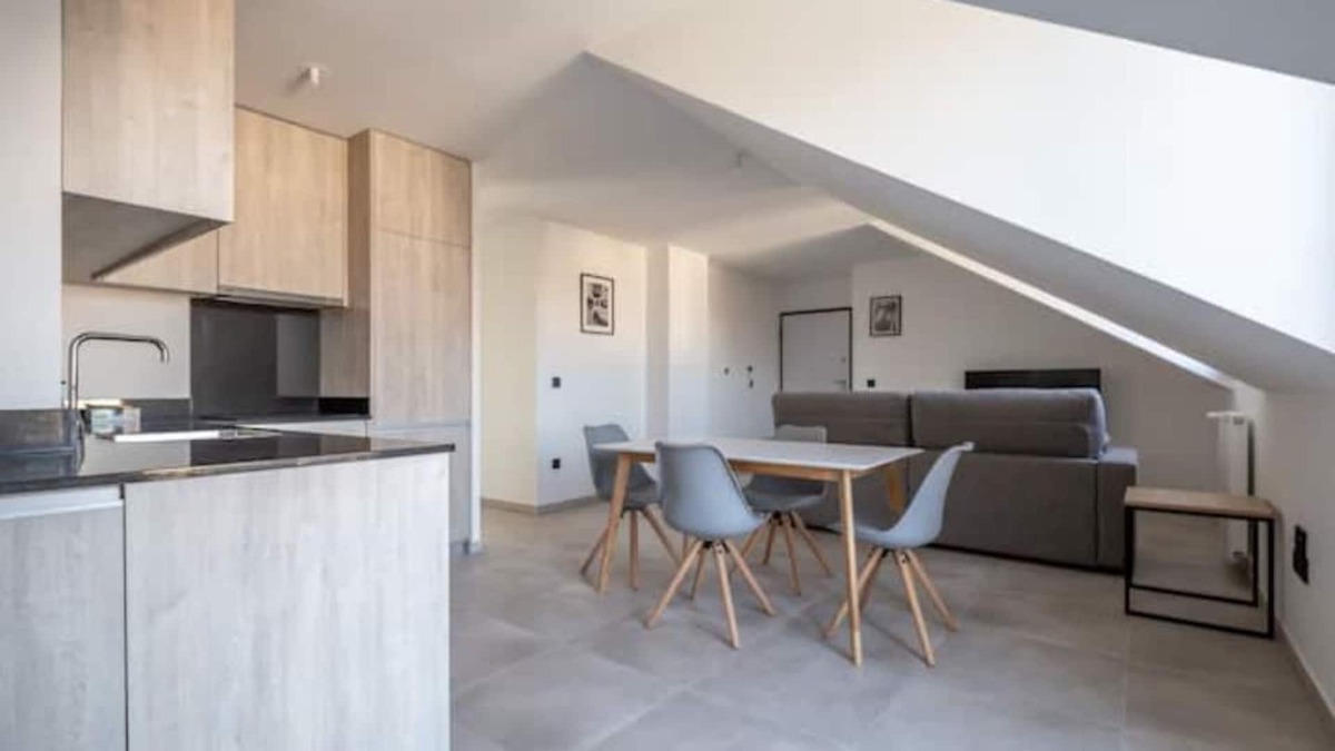 Pontault-Combault Apartment | Superbe Appart Lumineux Avec Mini Terrasse