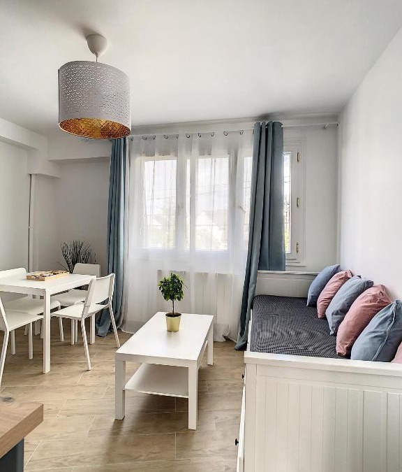 Livry-Gargan Apartment | Superbe Appart tout confort aéroport CDG 4 pers