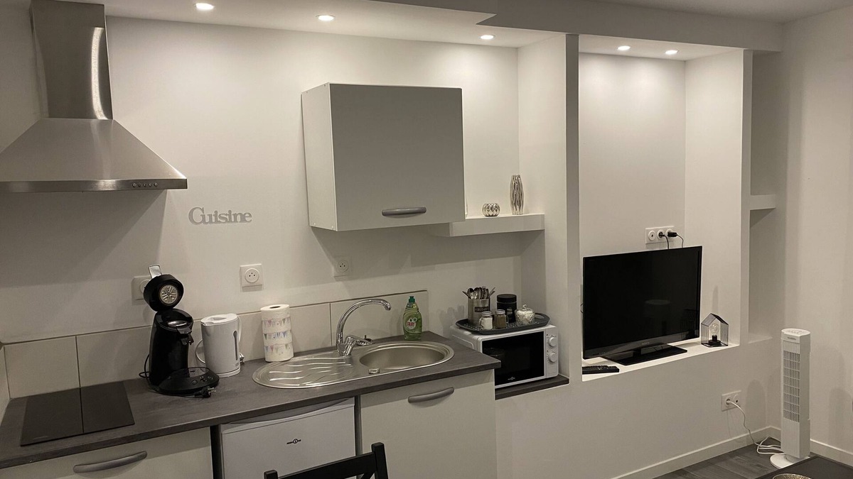 Saint-Quentin Apartment | Superbe Appartement Avec Beau Coin Détente