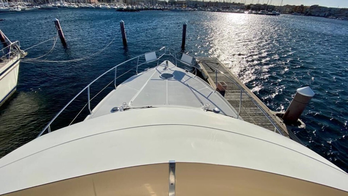 Cap d'Agde Boat Rental | SUPERBE BATEAU DE 3 CHAMBRES